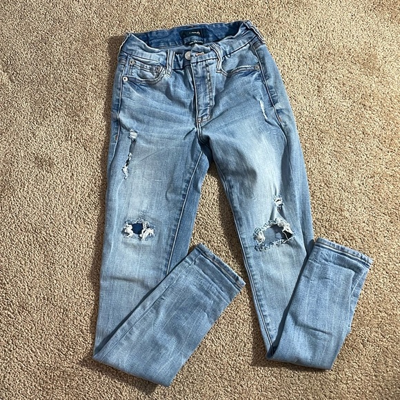Aeropostale Women’s Skinny Jeans - Picture 1 of 3